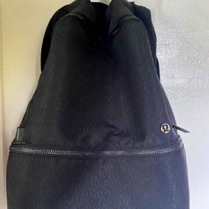 Lululemon City Adventure Backpack Black Jacquard Large .